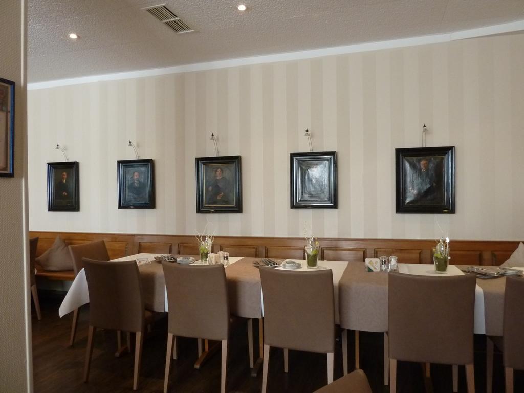 Hotel Dahl Wachtberg Екстер'єр фото